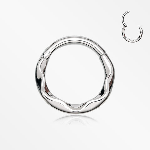 Classic Hammered Wave Seamless Clicker Hoop Ring